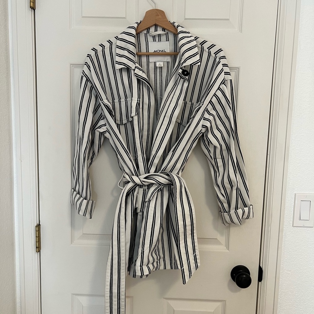 Monkl black and white chore coat small